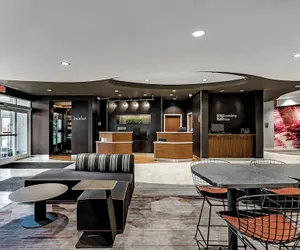 Photo 2 - Courtyard by Marriott Easton-Columbus