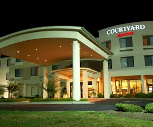 Photo 2 - Courtyard by Marriott Danville