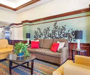 Photo 4 - Sleep Inn & Suites Danville Hwy 58