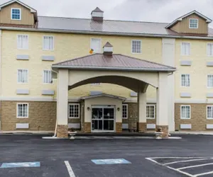 Photo 2 - SureStay Plus by Best Western Jonestown Lebanon Valley