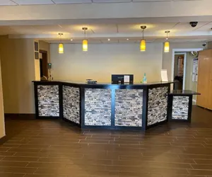 Photo 4 - SureStay Plus by Best Western Jonestown Lebanon Valley