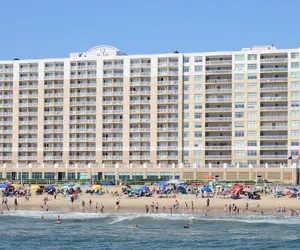 Photo 2 - SpringHill Suites by Marriott Virginia Beach Oceanfront