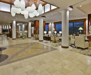 Photo 2 - Hilton Garden Inn Portland Downtown Waterfront