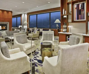 Photo 3 - Hilton Garden Inn Portland Downtown Waterfront