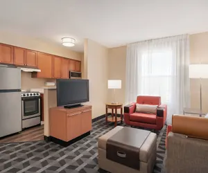 Photo 2 - TownePlace Suites by Marriott Springfield