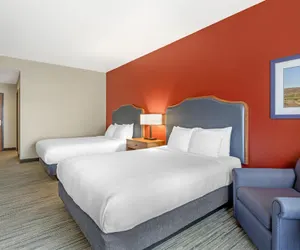 Photo 5 - Best Western Bronco Inn