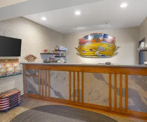 Photo 4 - Best Western Bronco Inn