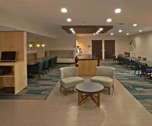 Photo 4 - Holiday Inn Express & Suites Evansville North, an IHG Hotel