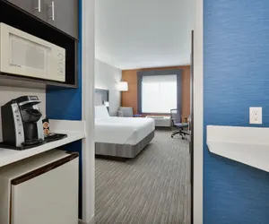 Photo 3 - Holiday Inn Express Hotel & Suites Dallas - Duncanville, an IHG Hotel