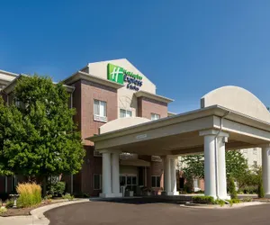 Photo 2 - Holiday Inn Express Hotel & Suites Independence-Kansas City by IHG