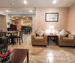 Photo 5 - Cobblestone Inn & Suites – Big Lake