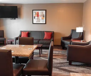 Photo 4 - Cobblestone Inn & Suites – Big Lake