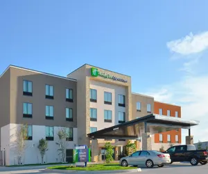 Photo 2 - Holiday Inn Express & Suites Oklahoma City Mid - Arpt Area by IHG