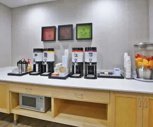Photo 3 - Hampton by Hilton Bar Harbor