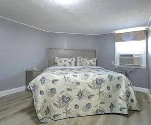 Photo 5 - Windrift Motel