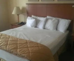 Photo 4 - Naugatuck Motor Lodge