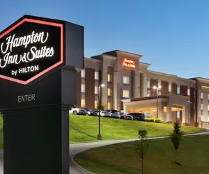 Photo 2 - Hampton Inn & Suites Parkersburg Downtown