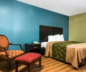 Photo 3 - Royal Extended Stay Hotel