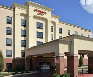 Photo 2 - Hampton Inn Springfield-Southeast