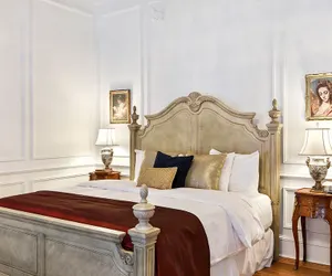 Photo 4 - French Quarter Mansion