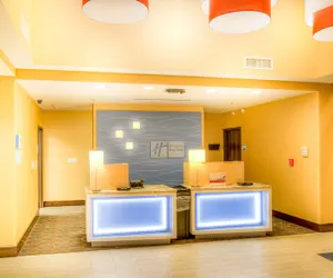 Photo 2 - Holiday Inn Express Wichita South, an IHG Hotel