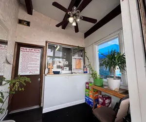 Photo 4 - OYO Palm Leaf Motel