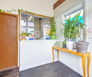 Photo 5 - OYO Palm Leaf Motel