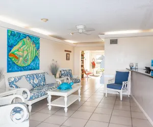Photo 4 - Belleair Beach Resort Motel