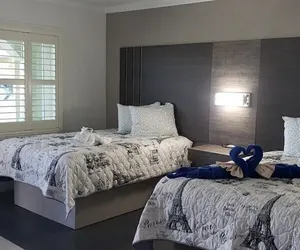 Photo 2 - Apollo Inn Motel