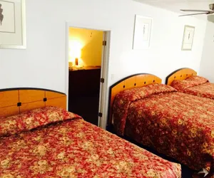 Photo 2 - Stardust Motel and Suites El Dorado KS