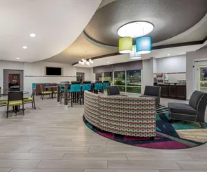 Photo 4 - La Quinta Inn & Suites by Wyndham Houston Humble Atascocita