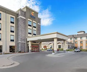 Photo 2 - Comfort Inn & Suites West - Medical Center