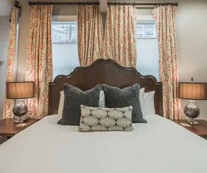 Photo 5 - The Windsor Boutique Hotel