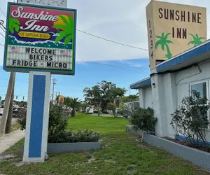 Photo 2 - Sunshine Inn of Daytona Beach