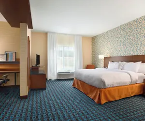 Photo 4 - Fairfield Inn & Suites Bristol