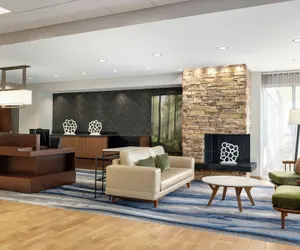 Photo 2 - Fairfield Inn & Suites Bristol