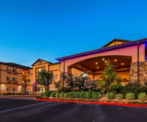 Photo 2 - Best Western Plus Zion West Hotel