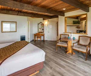 Photo 5 - Adobe Resort