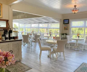 Photo 5 - Carmel Green Lantern Inn