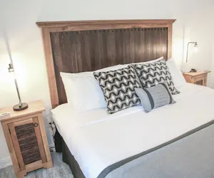 Photo 5 - The Eden House Vineyard & Inn