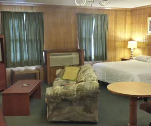Photo 3 - Lincoln Lodge