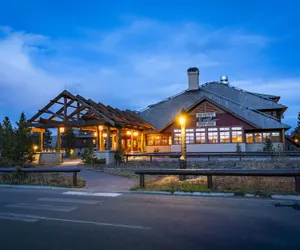 Photo 2 - Old Faithful Snow Lodge & Cabins - Inside the Park