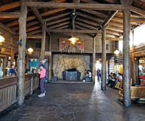 Photo 2 - Thunderbird Lodge - Inside the Park