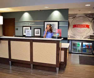 Photo 4 - Hampton Inn & Suites Deland