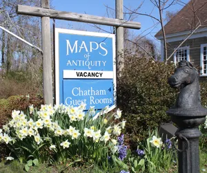 Photo 2 - Chatham Guest Rooms