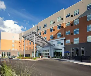 Photo 2 - Hyatt House Pittsburgh/Bloomfield/Shadyside