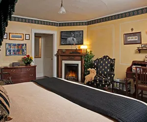 Photo 5 - Abbington Green Bed & Breakfast Inn