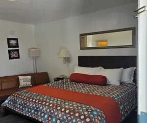 Photo 4 - Merida Inn and Suites