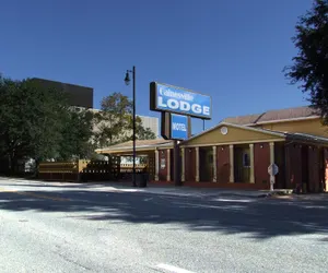 Photo 2 - Gainesville Lodge