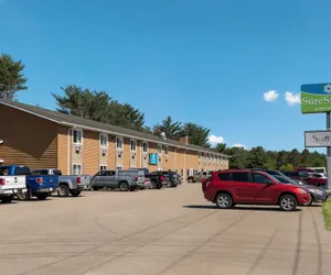 Photo 2 - SureStay Hotel by Best Western Thomson